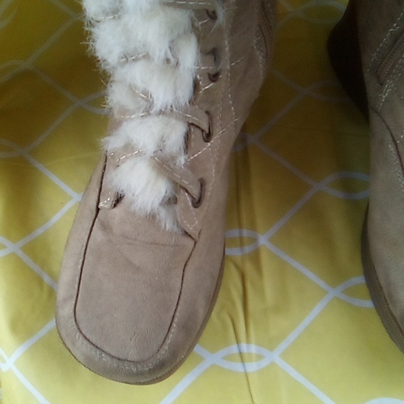 BOOTS WOMAN UNBRANDED - Picture 4 of 8